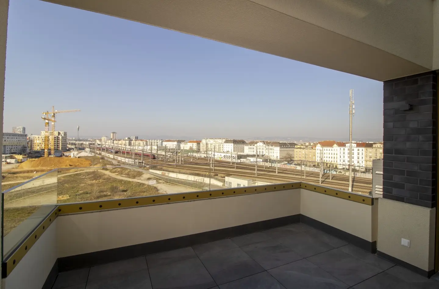 Bezugsfertige Wohnung im modernen Neubau mit Balkon