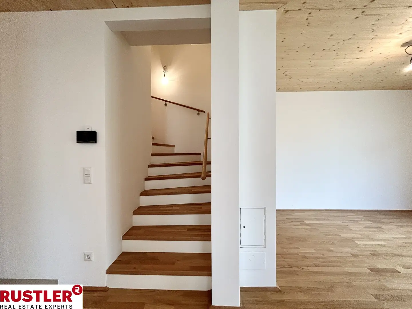 Nachhaltig gebaut mit Eigengarten Familienwohnung