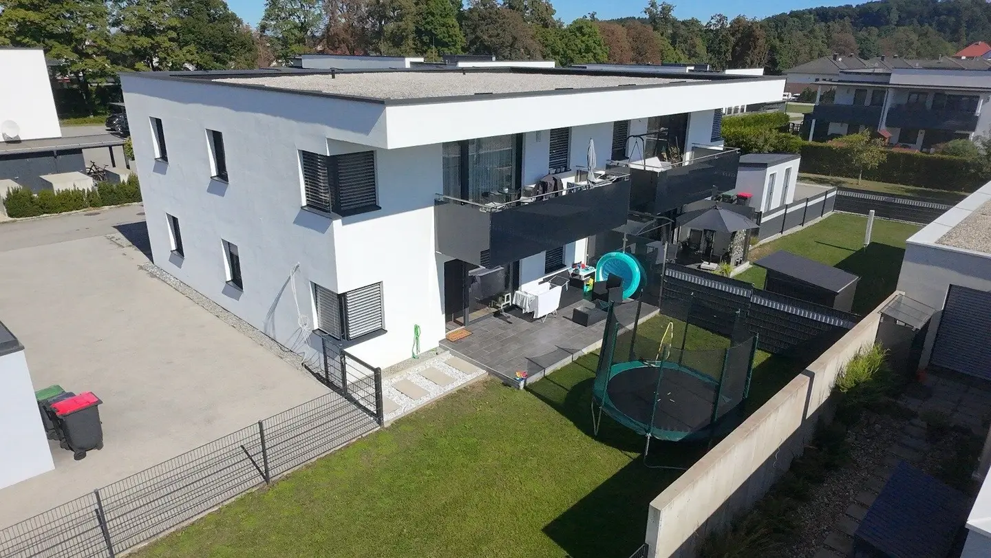 Moderne 3-Zimmer-Wohnung in St. Martin: Balkon und zwei Stellplätze!