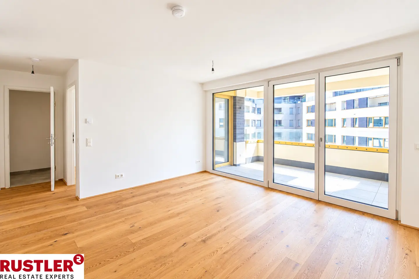 Bright Wohnung near Hauptbahnhof first occupancy
