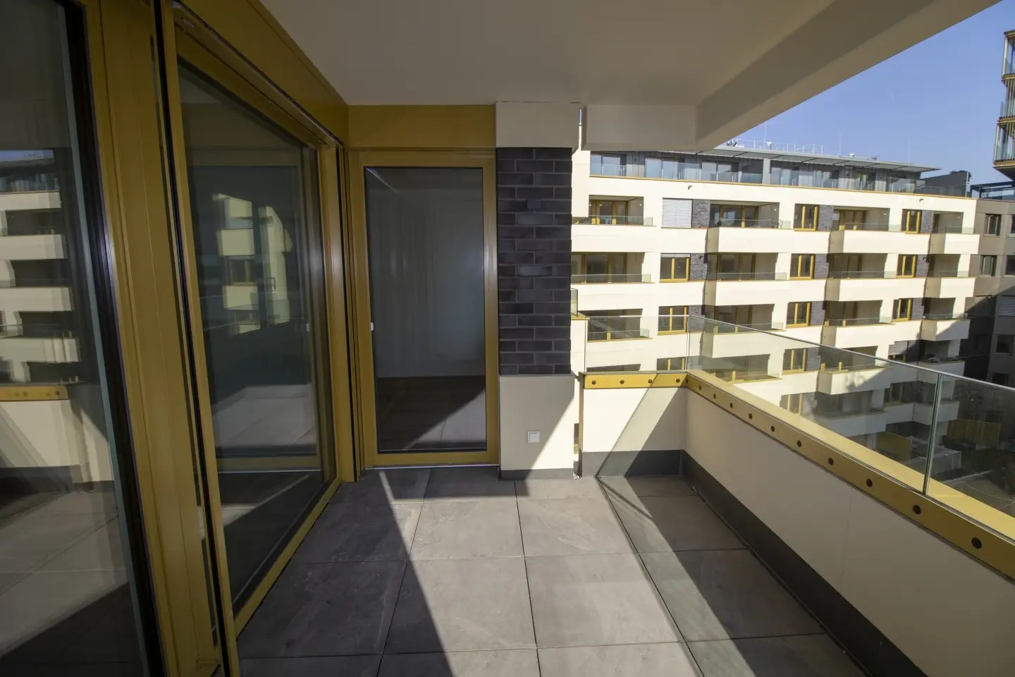 Wohnung bezugsfertig nahe U1 Hauptbahnhof mit Loggia