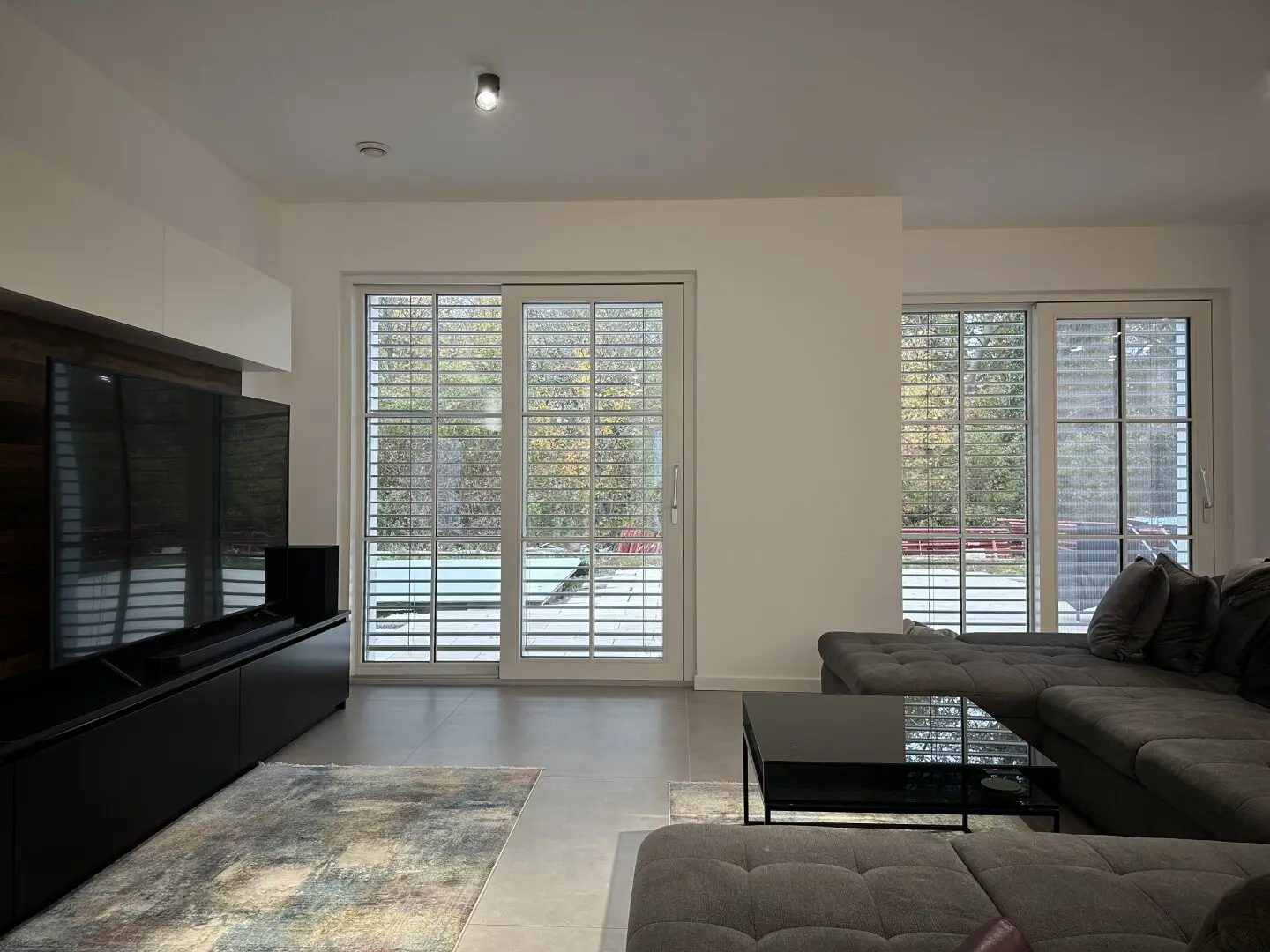 Exklusives Traumhaus mit Garten, Dachterrasse  – Modernes Wohnen auf 365 m² mit Pool!!!