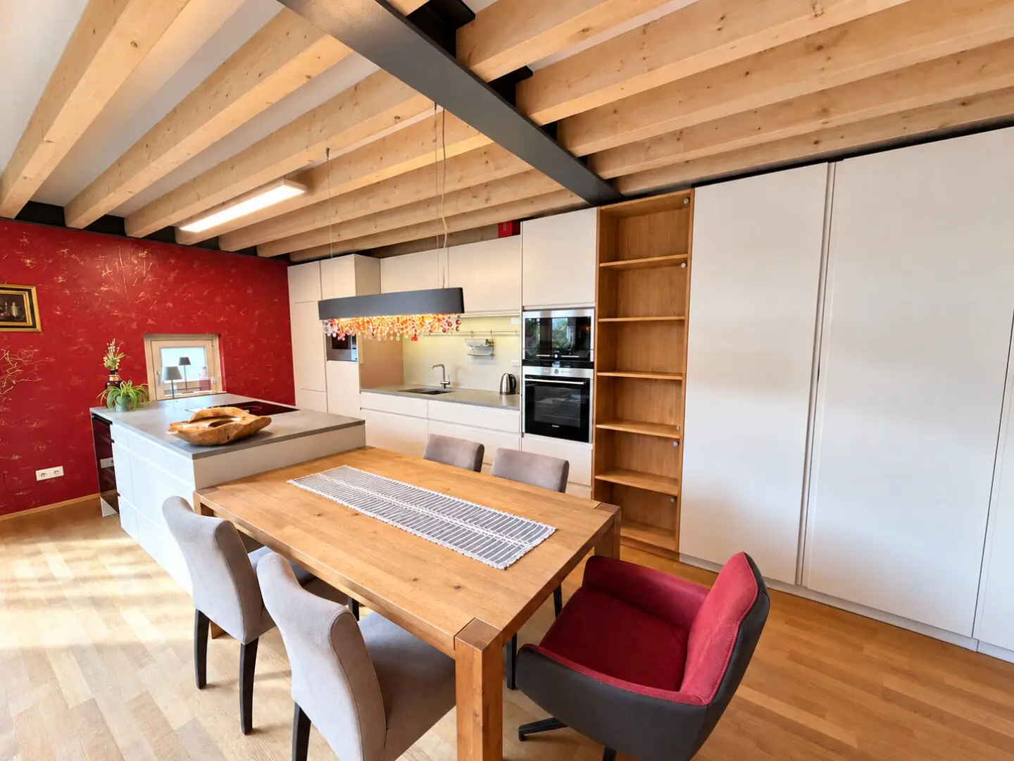CITY MAISONETTE WITH WELLNESS FACTOR | approx. 110 m² usable area | Loggia approx. 17 m² | Sauna | Furnished | Near Donau Zentrum