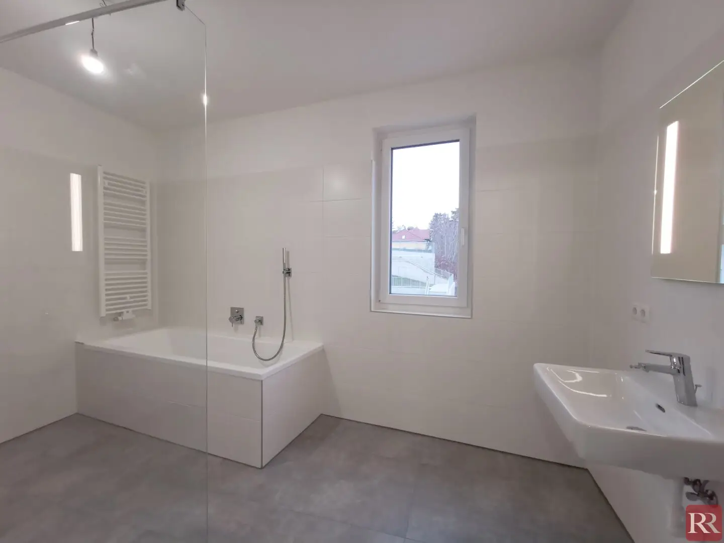 Helle 3-Zimmer Wohnung, Balkon mit Blick