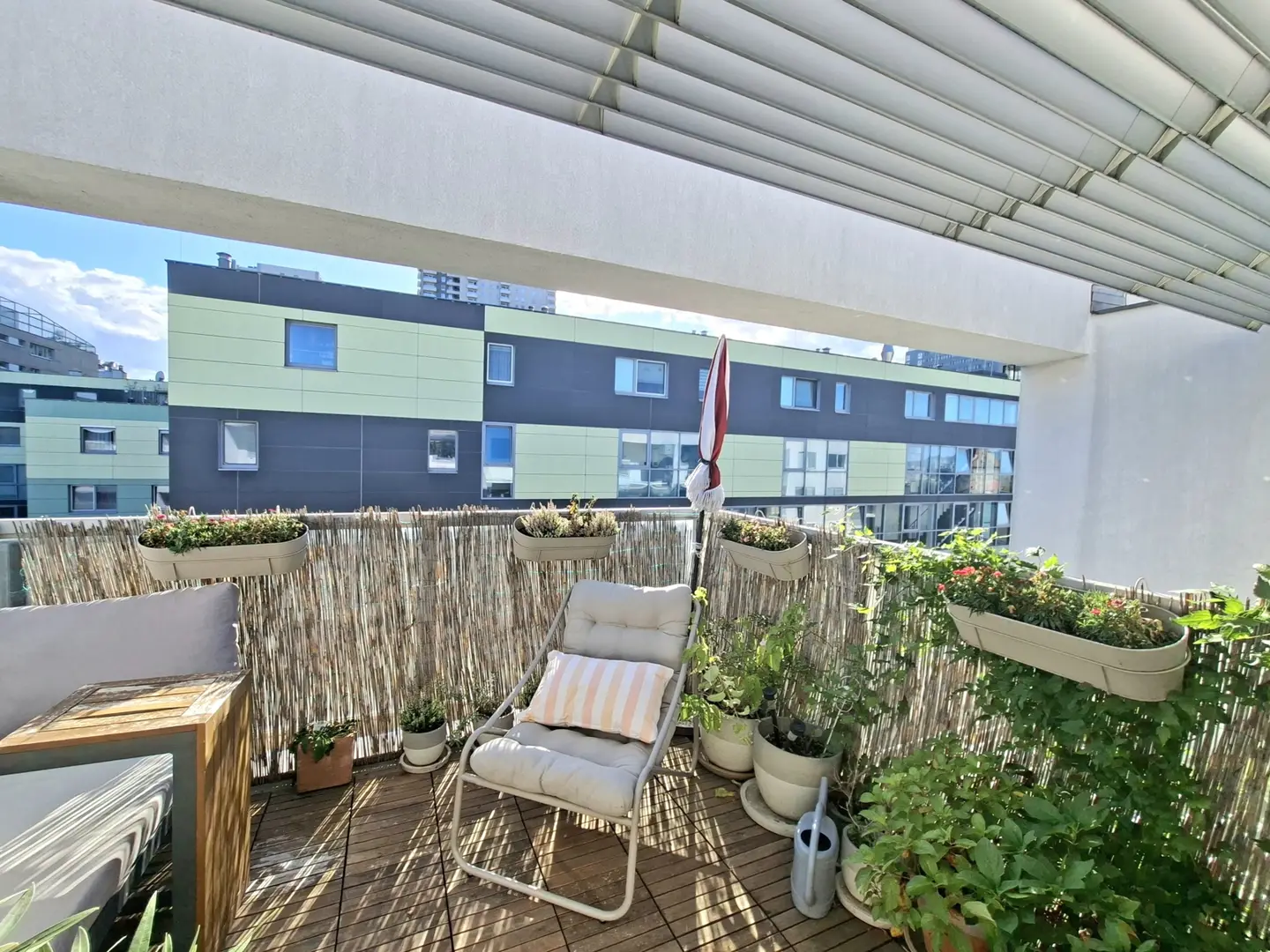 Maisonettewohnung mit Atrium und sonnigen Terrassen
