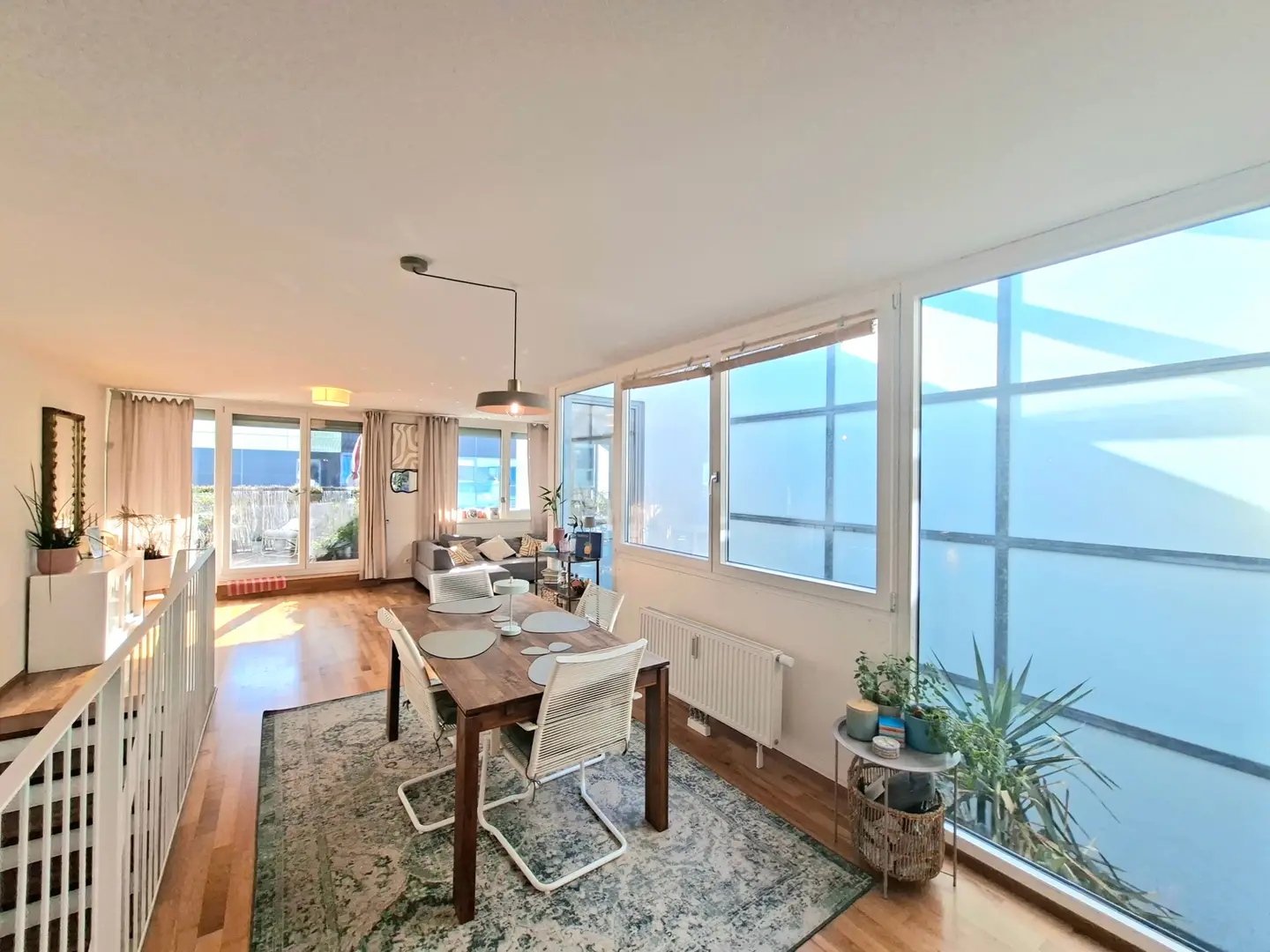 Maisonettewohnung mit Atrium und sonnigen Terrassen