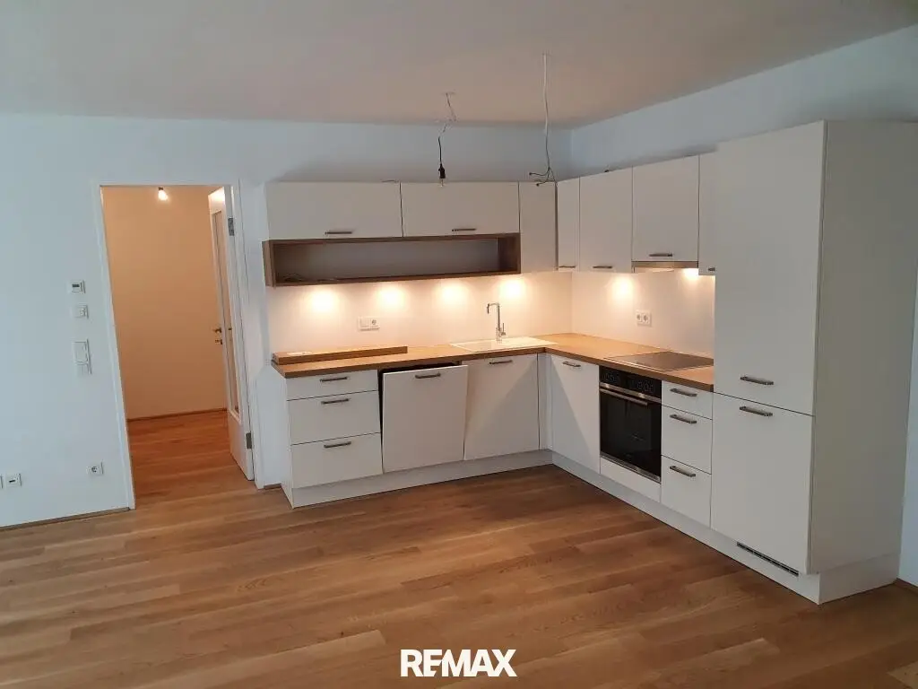 New Flat with Terrace
