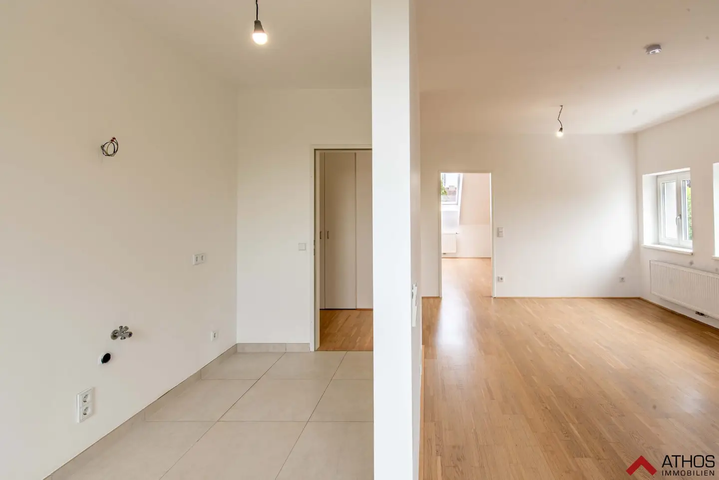 Bright 3-room attic apartment with balcony WITHOUT ELEVATOR