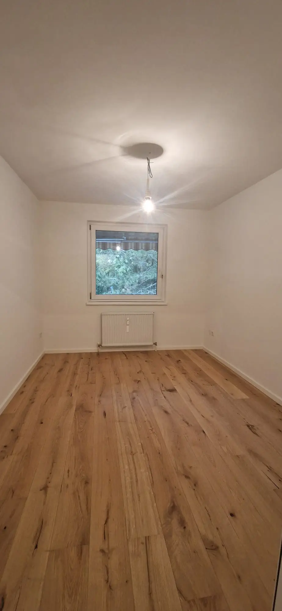 Wohnung mit Loggia und Parkblick im Schlosspark