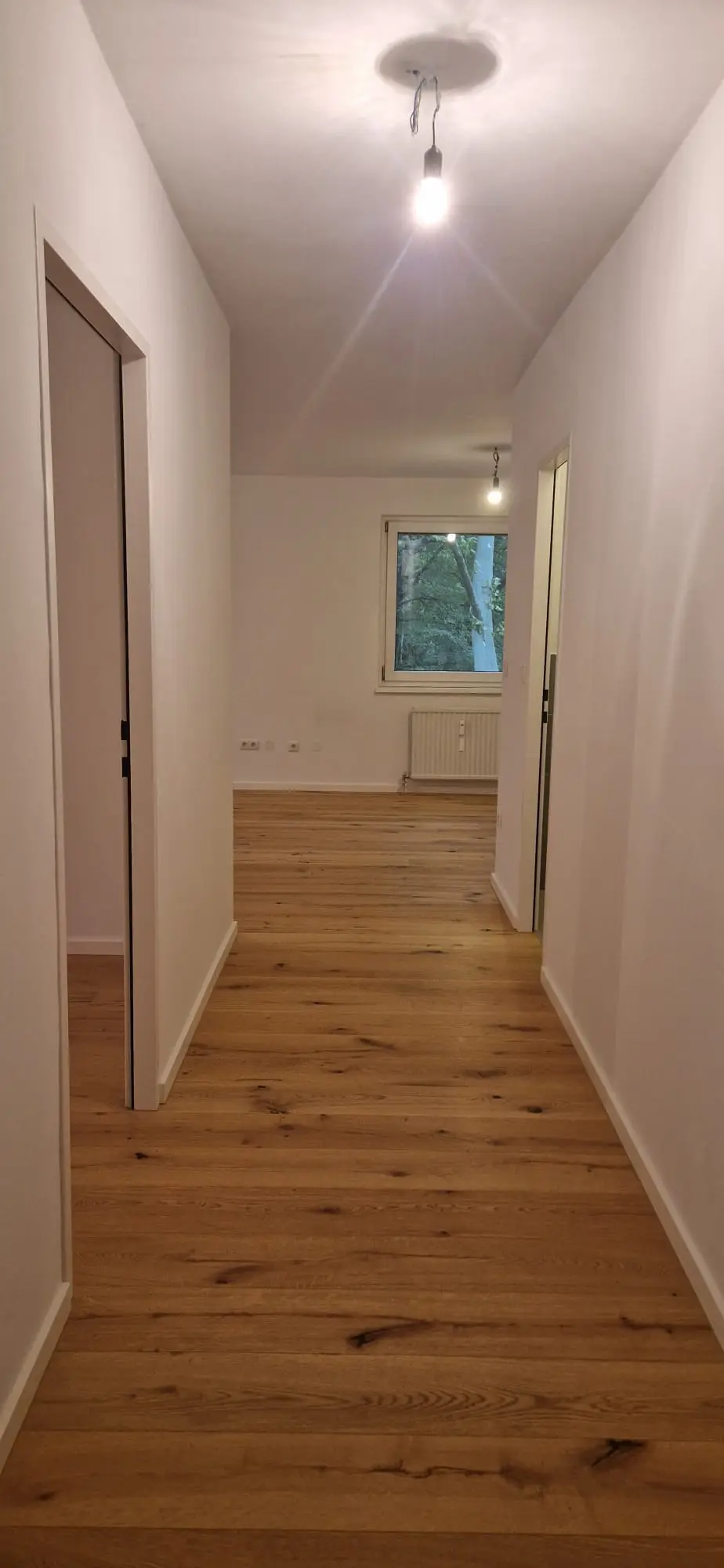 Wohnung mit Loggia und Parkblick im Schlosspark