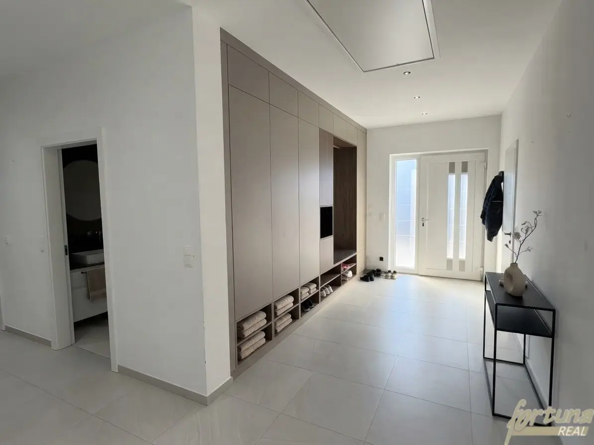 Living on One Level – modern, spacious and in the middle of the Vienna Woods
