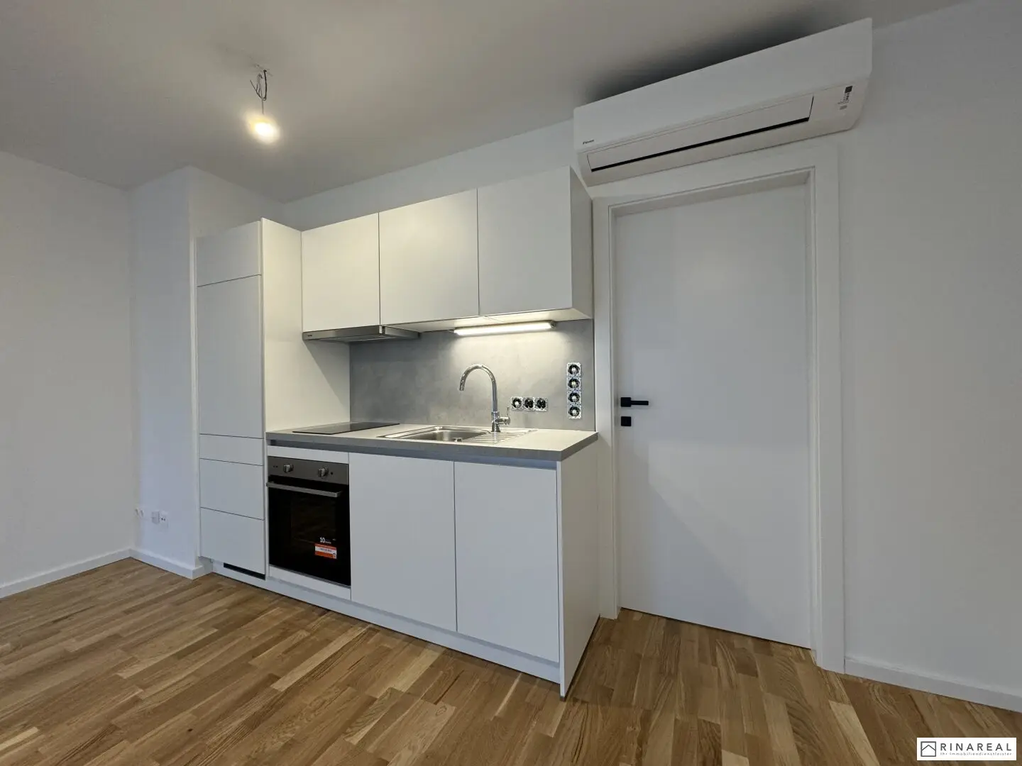 Blumengasse - 1 Zimmer Wohnung mit Balkon | Neubau - Zweitbezug | Klimaanlage | Einbauküche | zzgl. Tiefgaragenstellplatz | Top C11 - ab 1. November 2026