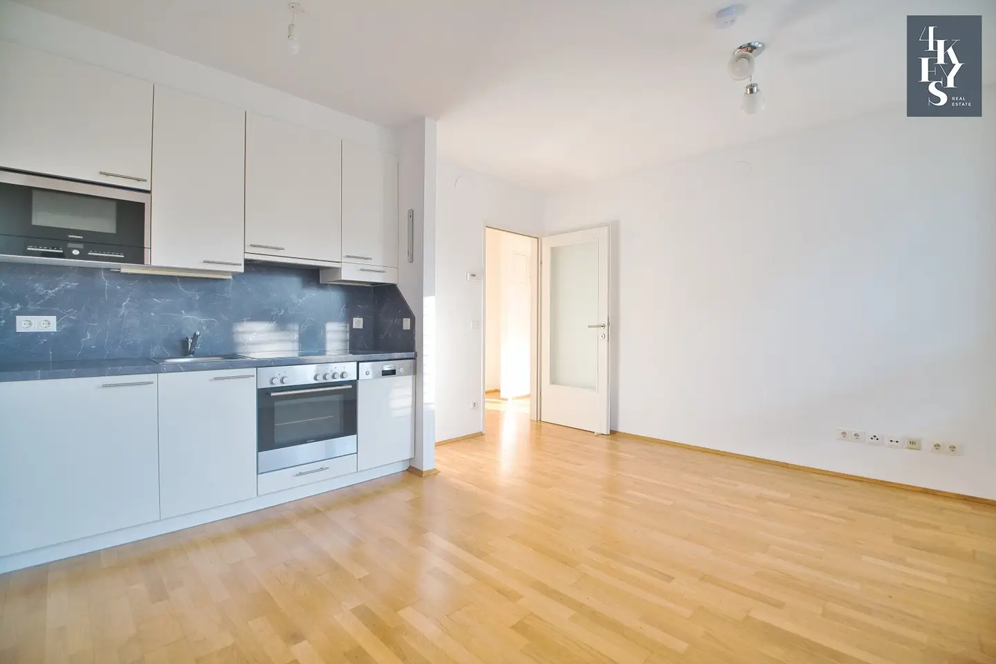 2-Zimmer Neubauwohnung mit Innenhofbalkon in 1060 Wien