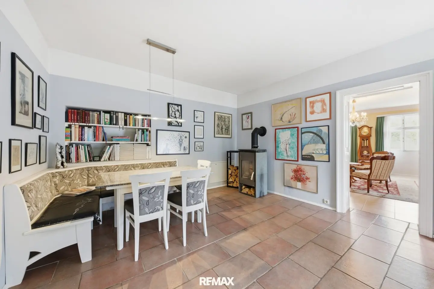 Historic country house jewel with secluded courtyard and private garden paradise in the sunny Weinviertel