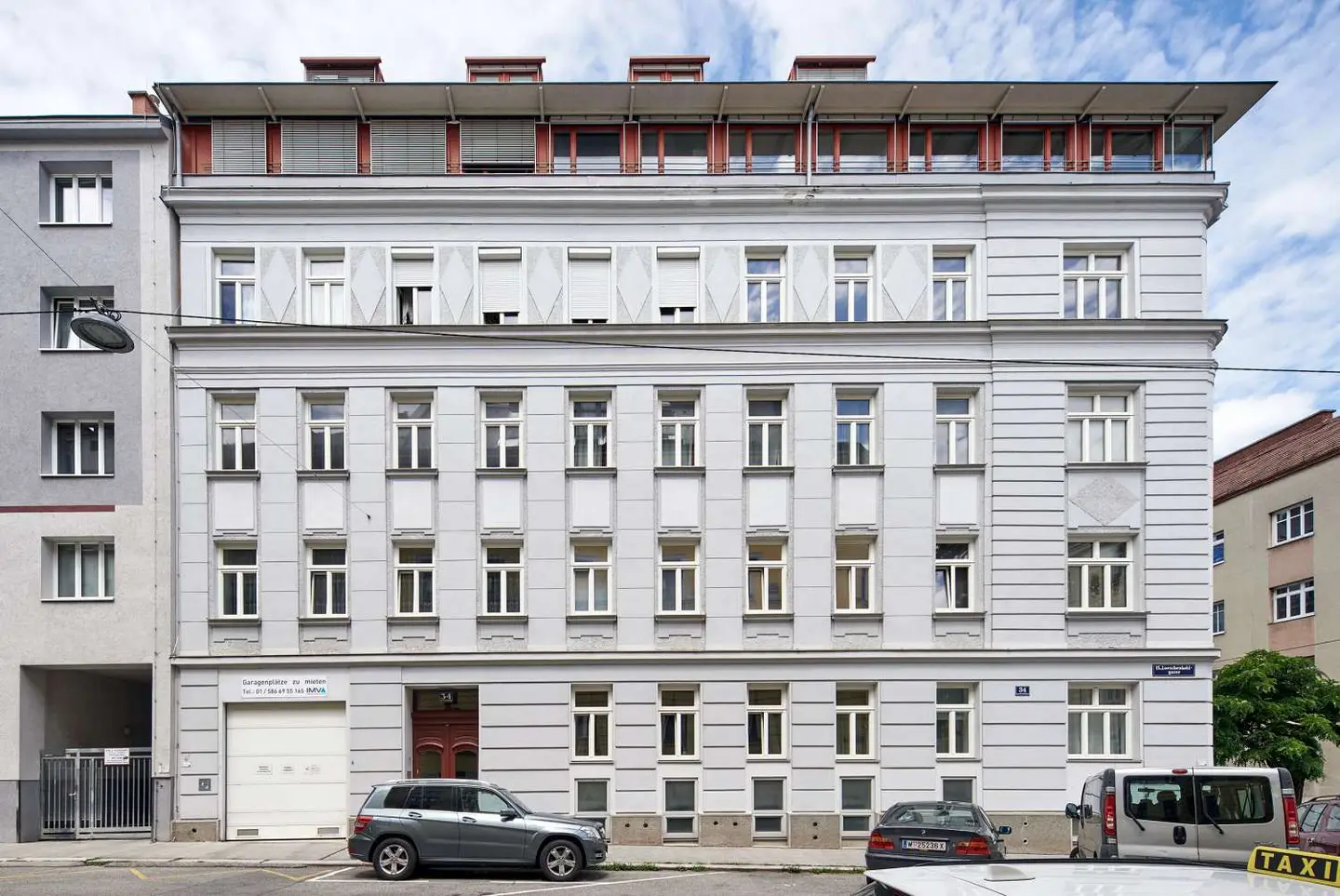 Sanierte Altbauwohnung als Paket unbefristet vermietet