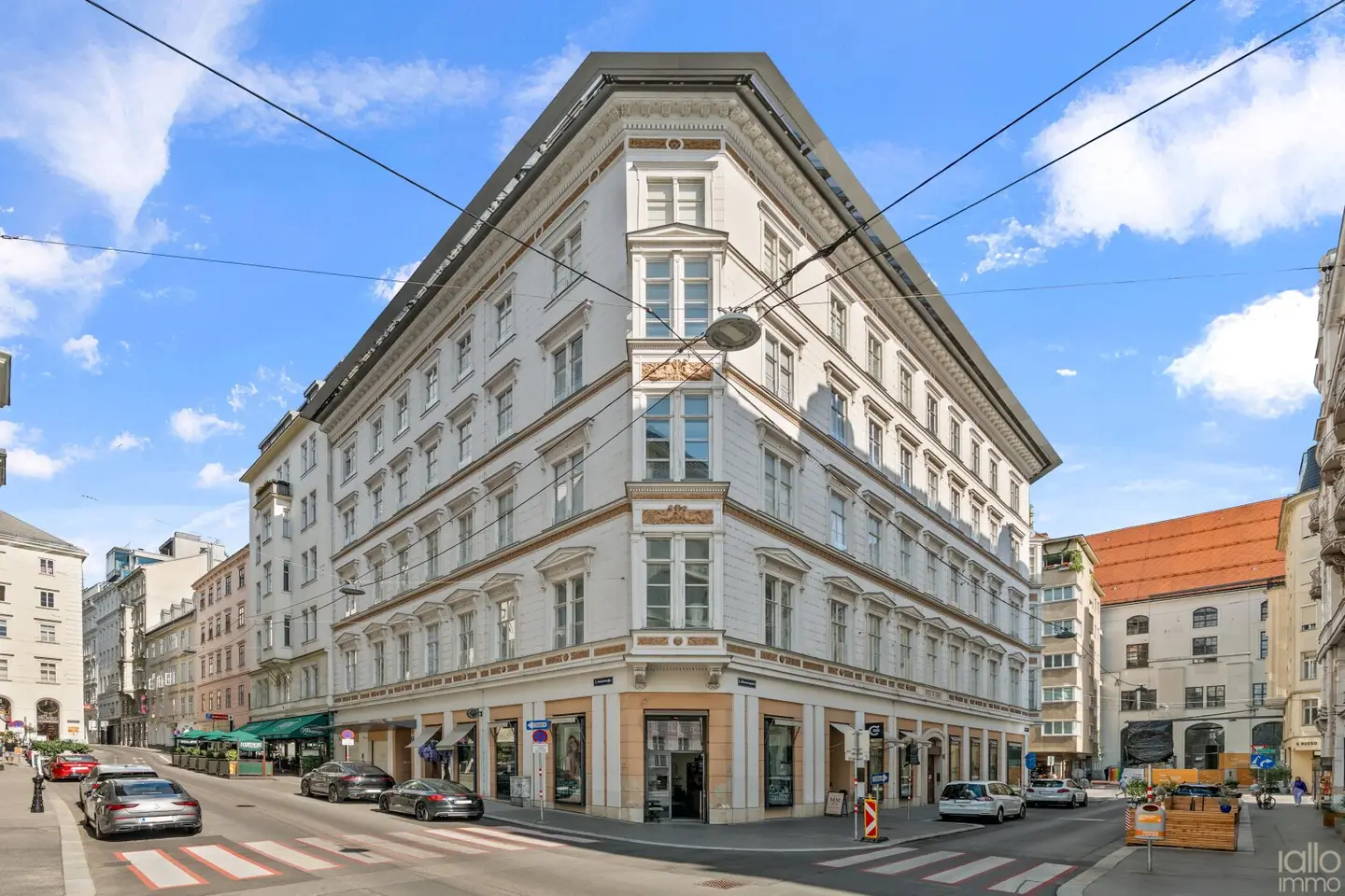 Prestige-Altbau in der Riemergasse - 1. Bezirk, Garage im Haus, vollsaniert