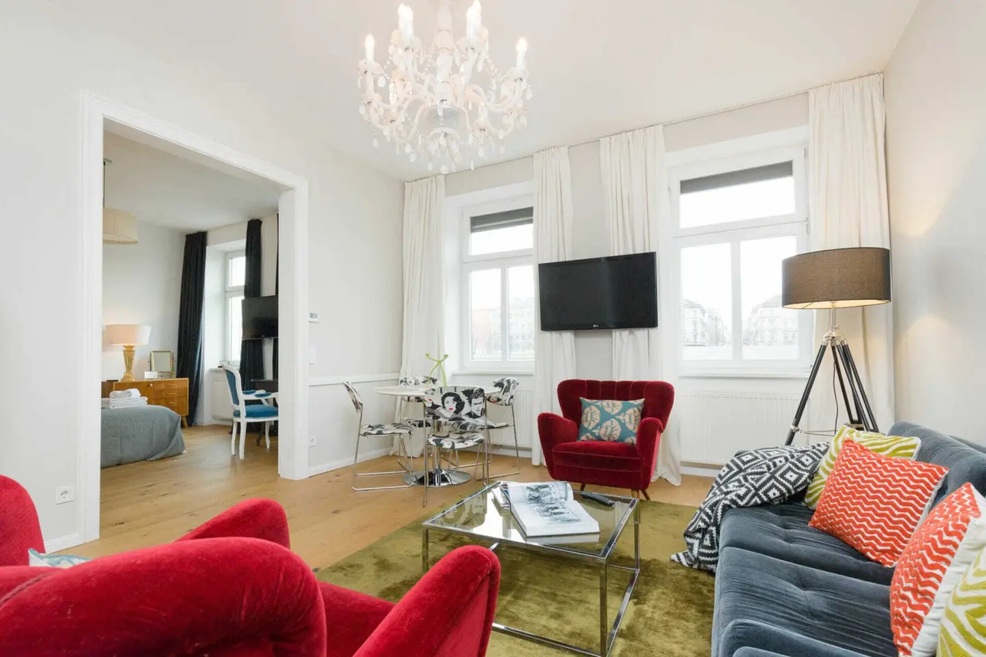 Luxus &amp; Eleganz in Perfektion – modern Wohnen in zentraler Top-Lage nahe Mariahilfer Straße!