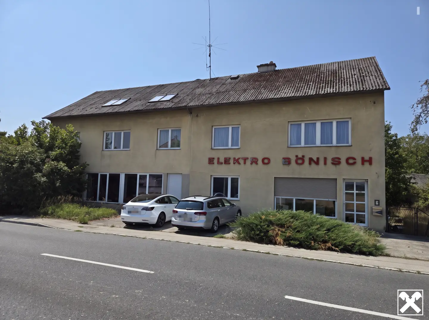 Entwicklungsgrundstück mit Bestandshaus Wohnung