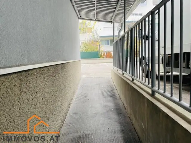 Ground floor apartment courtyard quiet barrier free with storage