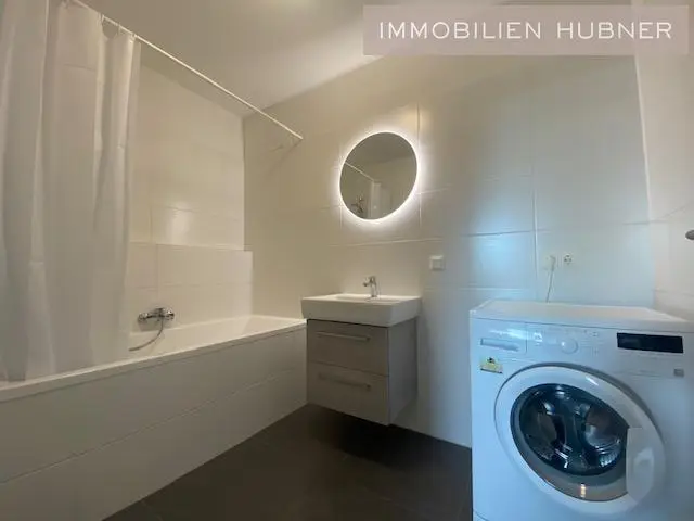 Möblierte Wohnung mit sonniger Loggia nahe Alte Donau