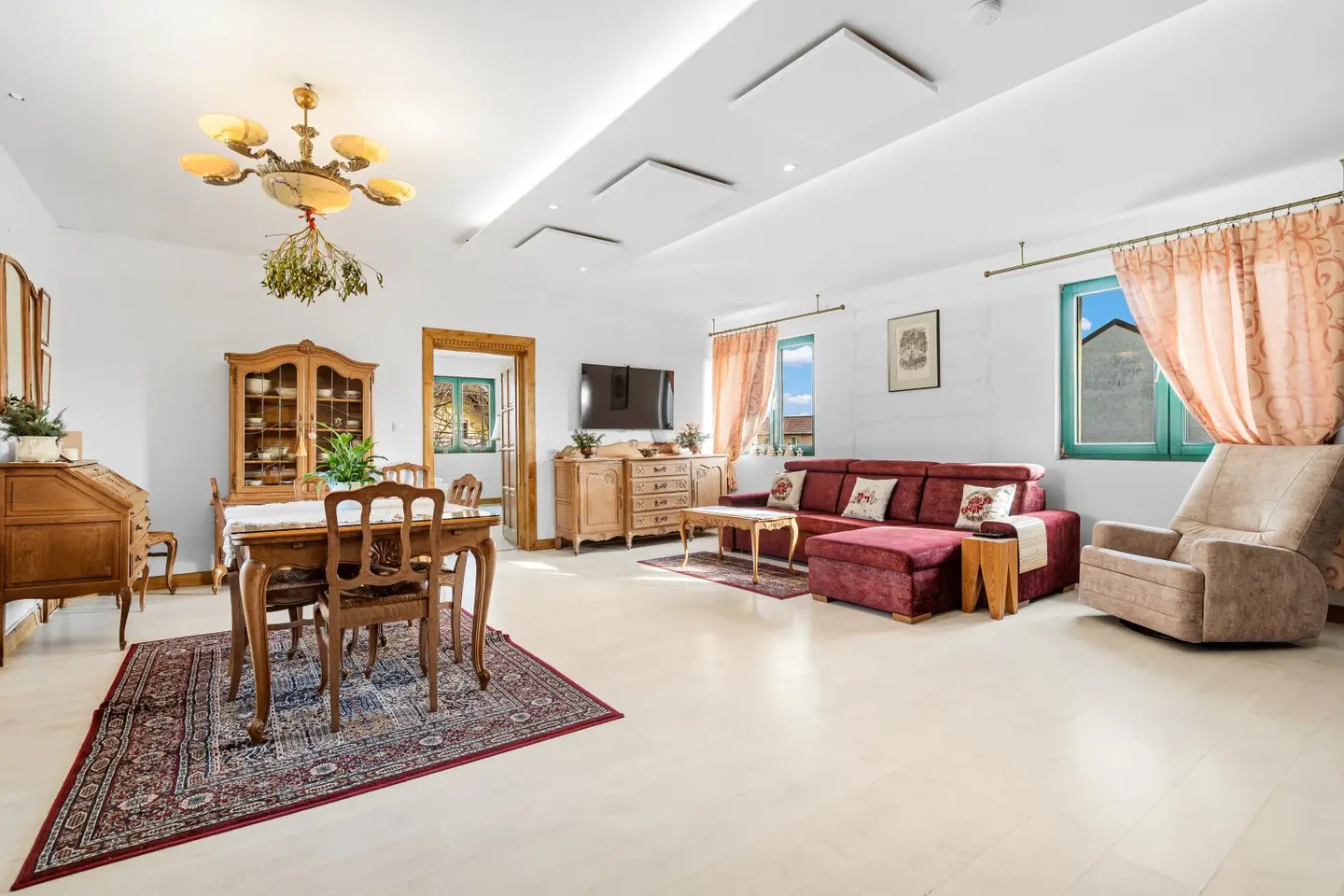 Investment apartment near the border with solar collectors and terraces
