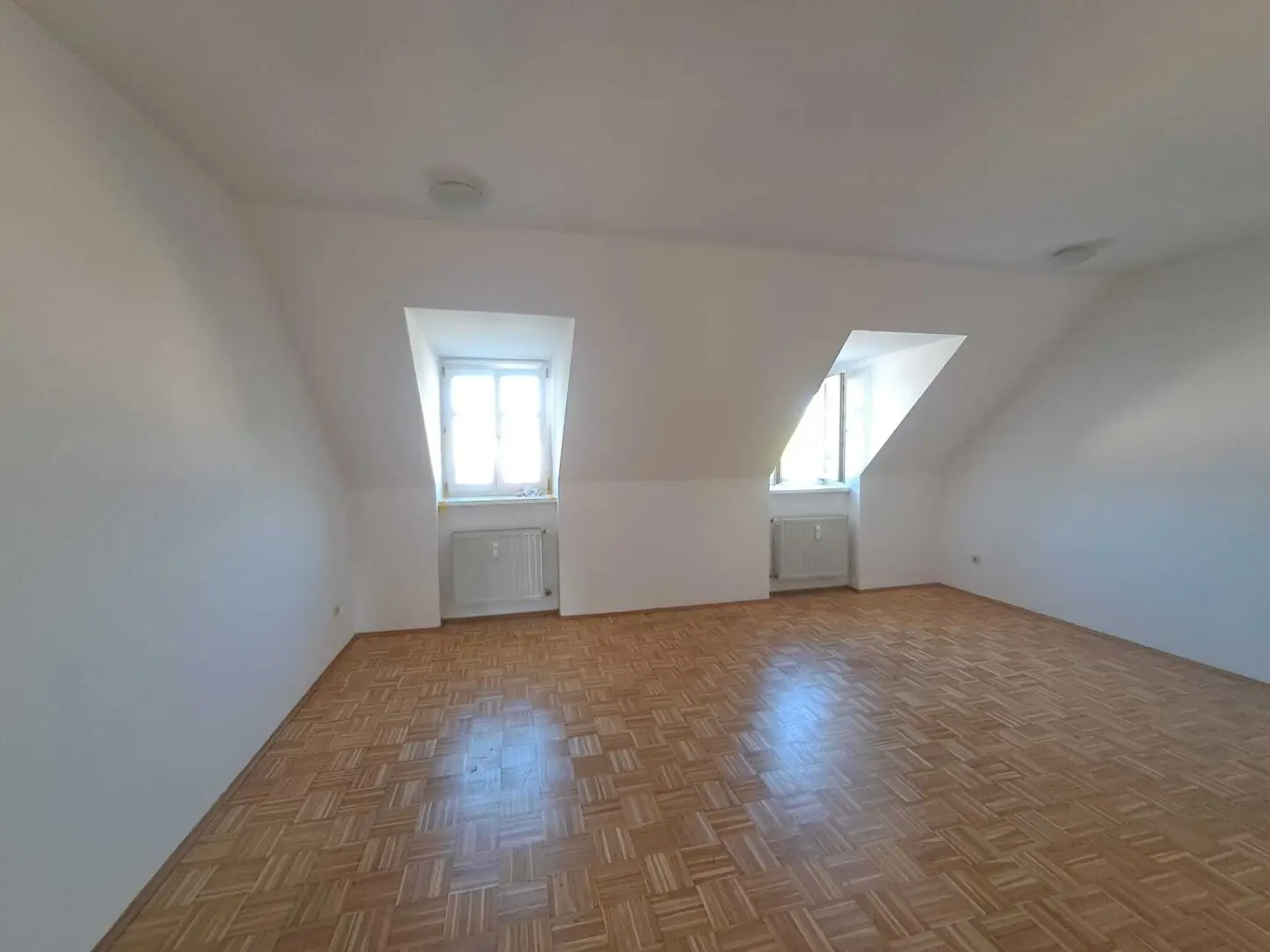 Top Lage, sonnige 3ZI im Stadtzentrum, PP