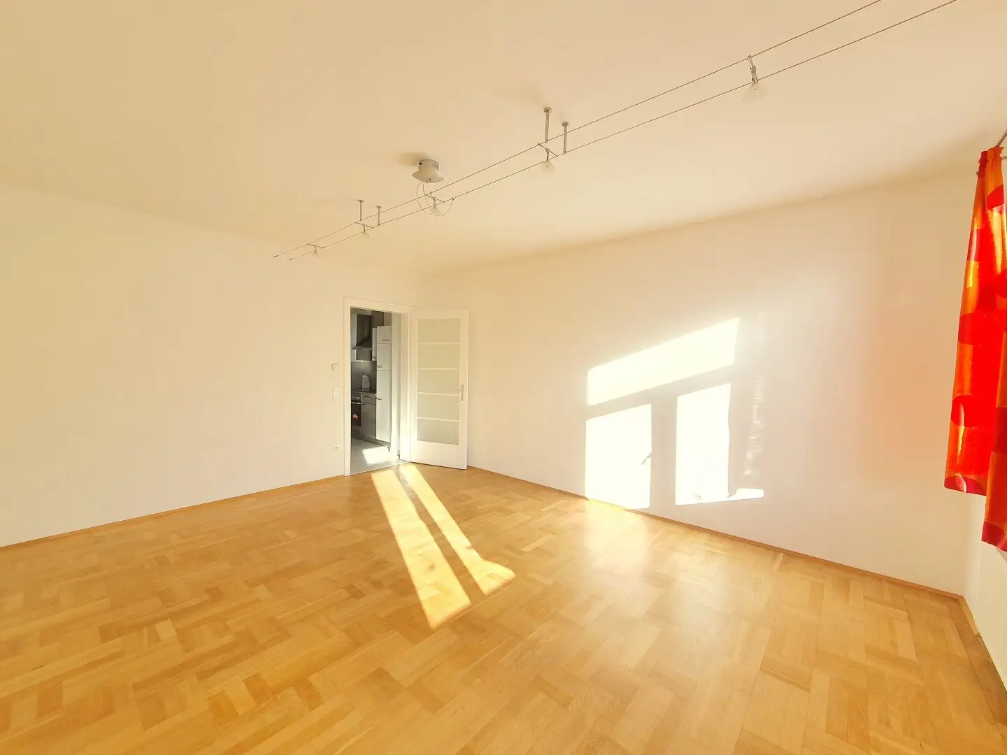 Charmante 2 Zimmerwohnung im 3. Liftstockwerk!