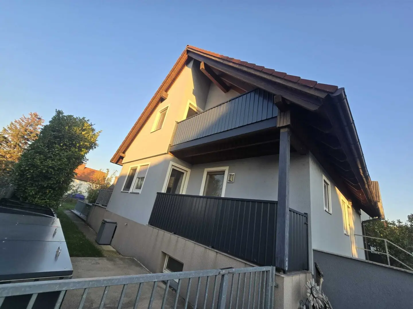 ++ Familienidylle mit 5 Zimmern, Riesen-Terrasse mit 63,5 m²  + großer Garten + BJ1997 + 2 KFZ-Stellplätze ++