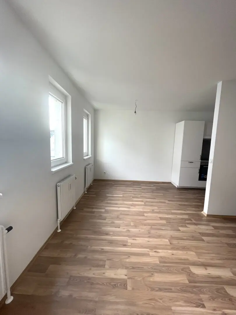 Bright 3-room apartment with loggia in 1120 Meidling
