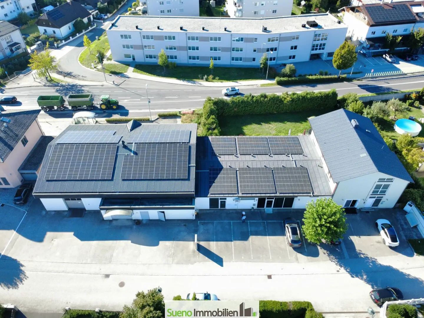 Large commercial hall in Wilhering – ideal sales, exhibition and storage hall
