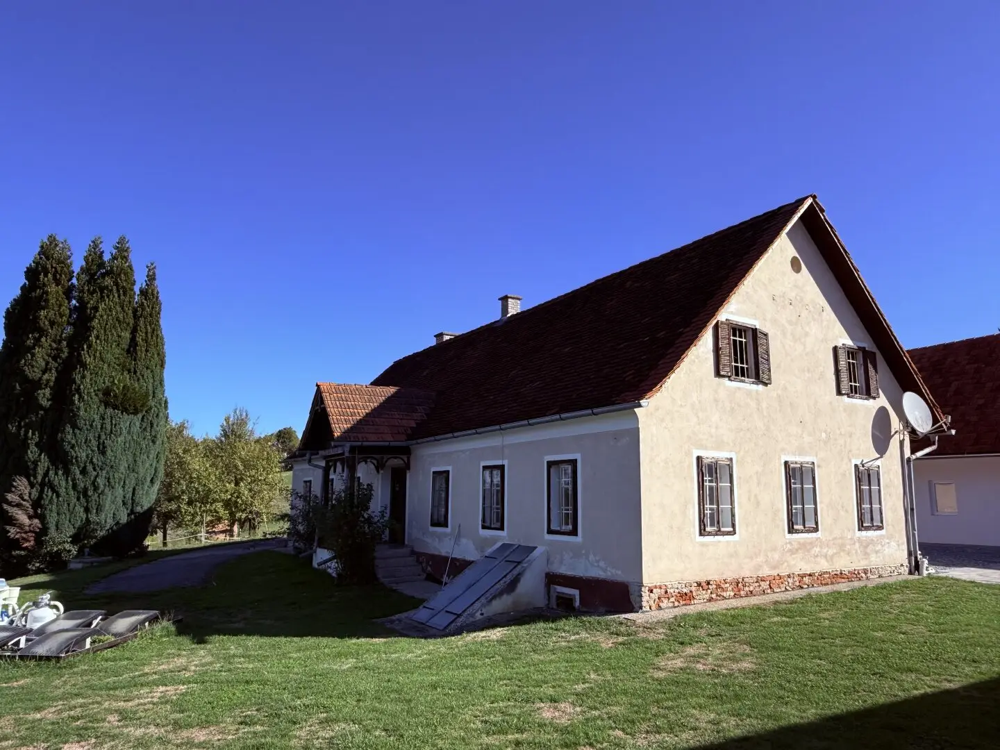 Landwirtschaftliches Anwesen in traumhafter Ruhe und Aussichtslage.