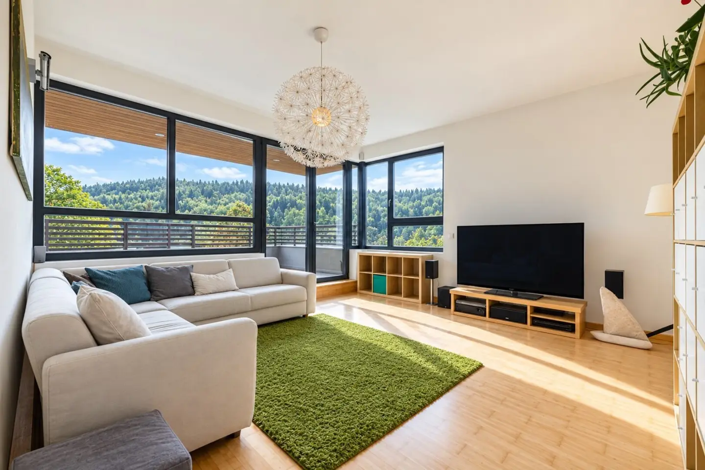 Architect-designed house in secluded location | 265 m² on three levels with 4,136 m² private land in Kehr und Plesch