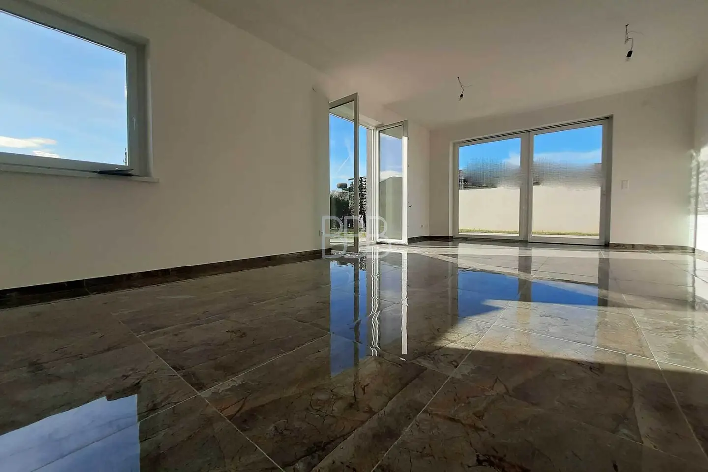 Top-notch bungalow