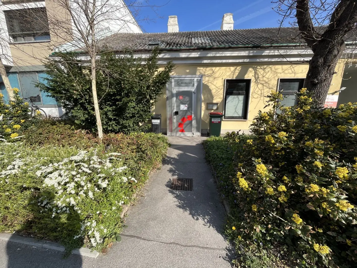 Vielseitig nutzbare Einheit mit Abstellraum Wohnung