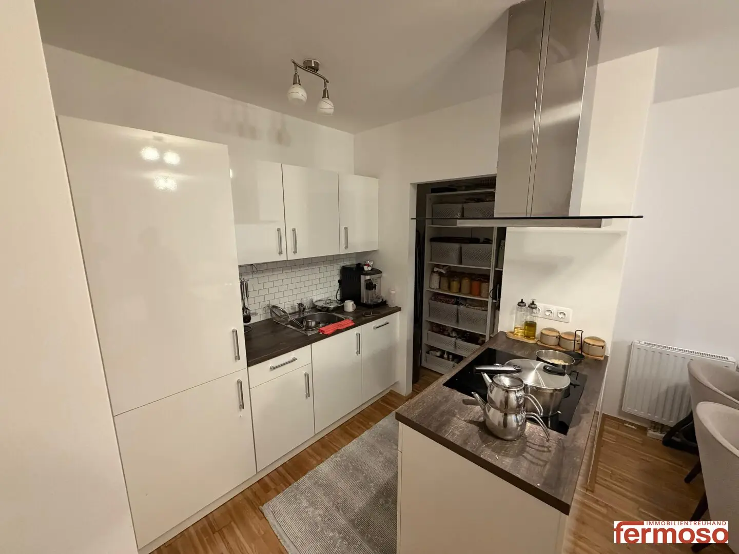 Modern 2-room apartment with fitted kitchen, underfloor heating &amp; elevator in 1210 Vienna