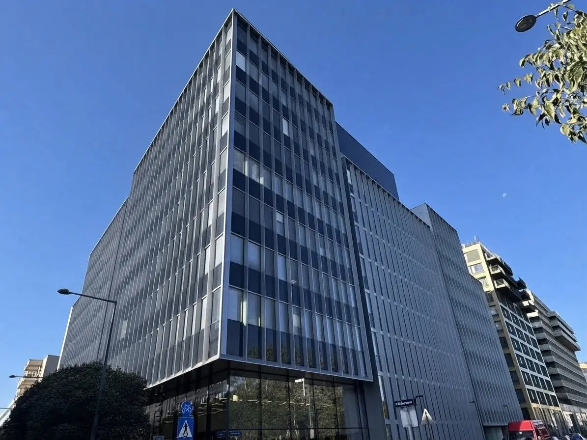 1030! Bürogebäude VIE! Bürofläche mit grosser Terrasse direkt am Donaukanal und Nähe U3/Rochusgasse!