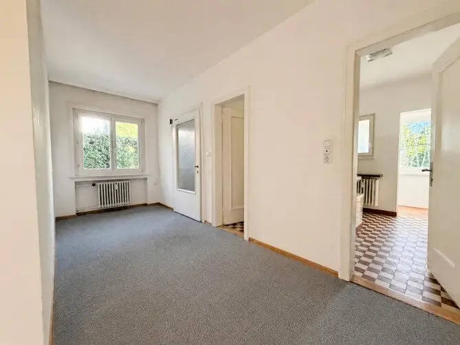 Inspiring 4.5-room period apartment with garage, garden and balcony