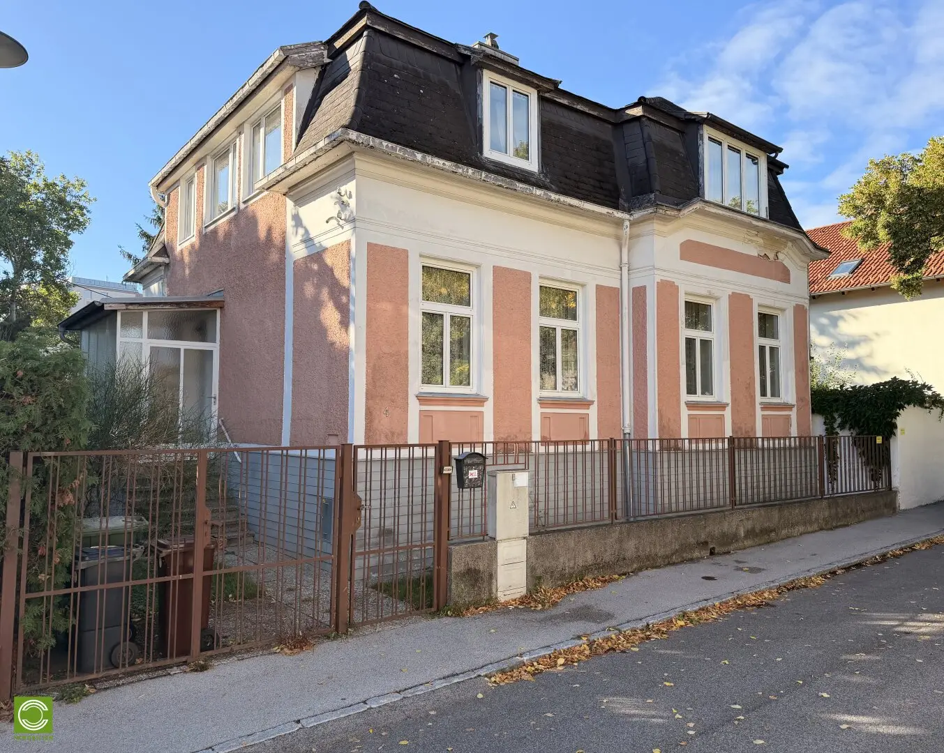 CHRISTOPH CHROMECEK IMMOBILIEN - PERCHTOLDSDORF - und der Charme von 1912