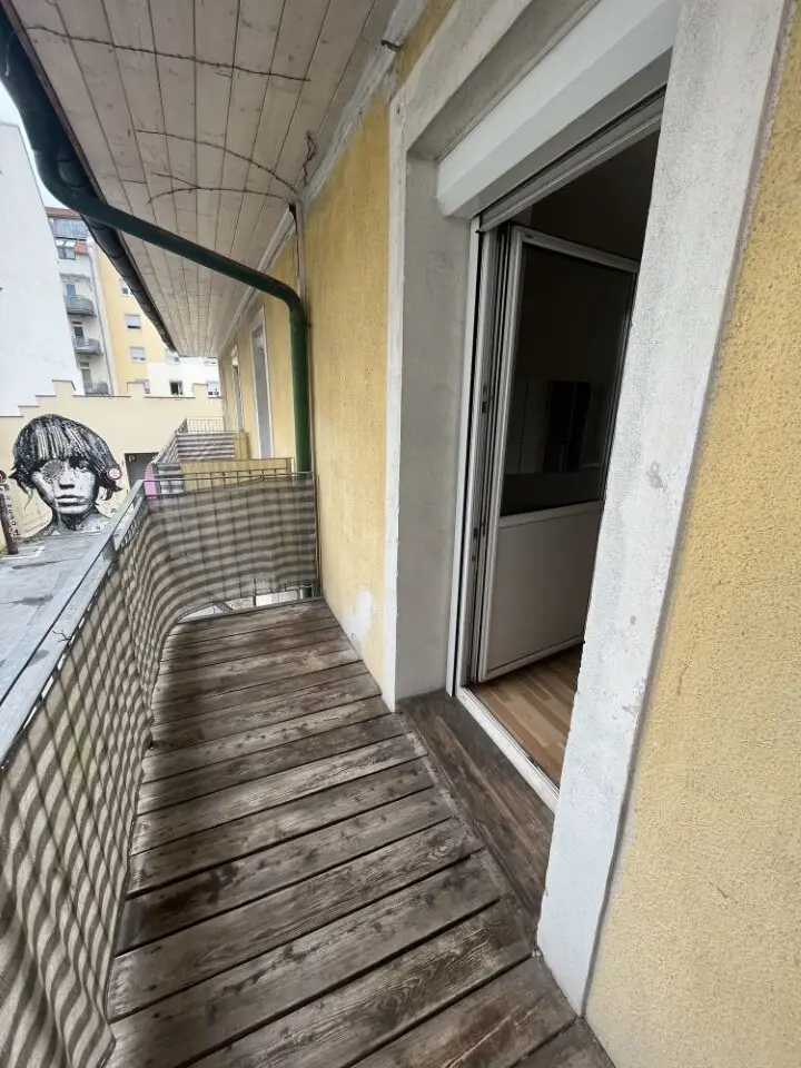 Provisionsfreie schöne 2-Zimmer-Wohnung mit gemütlichem Balkon in zentraler Innenstadtlage