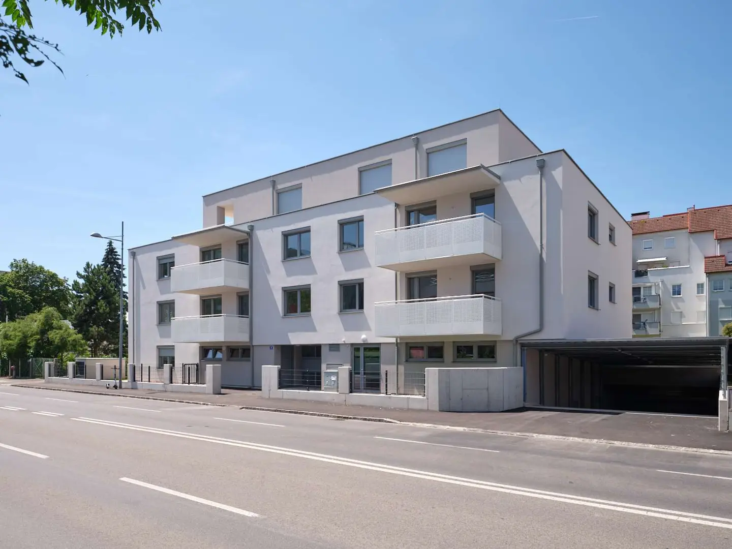 Neuwertige Wohnung in modernem Wohnhaus