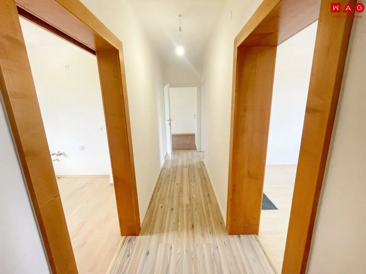 Gepflegte 3 Zimmerwohnung am südseitigen Sonnenhang in Fohnsdorf mit Garten.