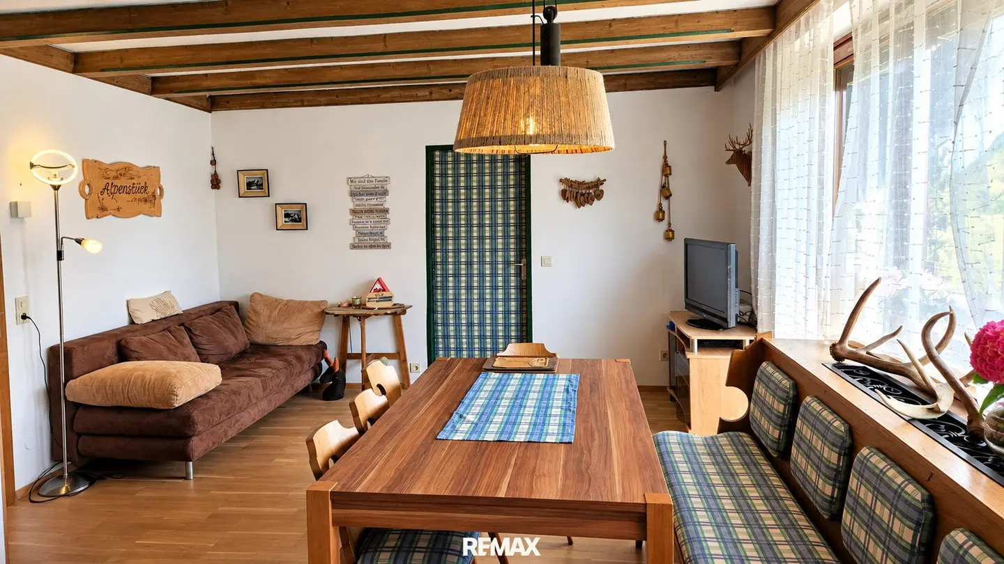 Saisonmiete in Zell am See | Möblierte 3-Zimmer-Wohnung mit Balkon &amp; Bergblick