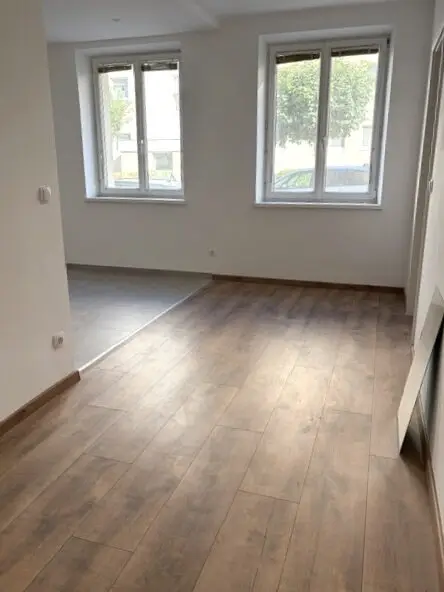 Freundliche, hübsche 2-Zimmerwohnung, ruhig, Nähe Klinik Floridsdorf und Linien 30 + 31!