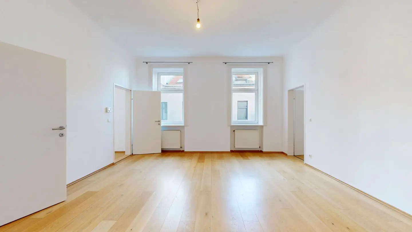 Schön renoviertes Büro/Praxis/Ordination im Altbau | 2 Zimmer - 61 m² | Lift | begehrte Lage beim Café Hummel
