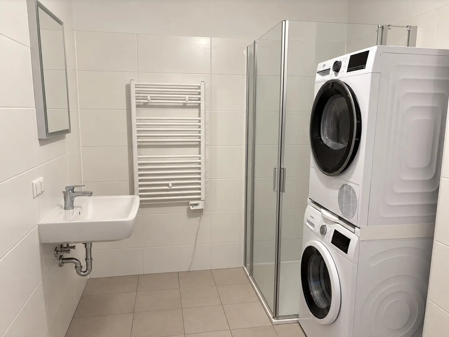 Badezimmer leer