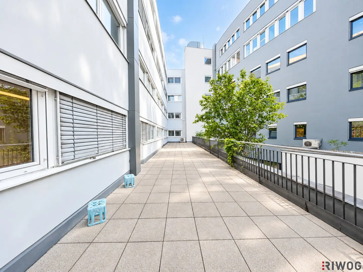 1.302 m² Büro mit Parkhaus und U-Bahnanbindung | Klima und teils Terrassen | Adaptierungen nach Absprache möglich