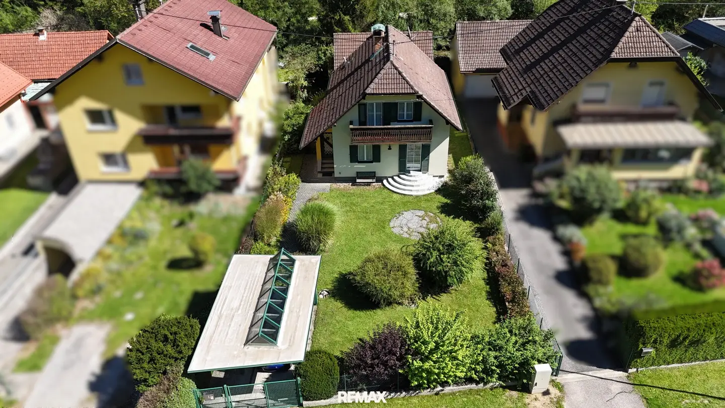 Einzugsbereites Haus an der Vellach mit Nebengebäude