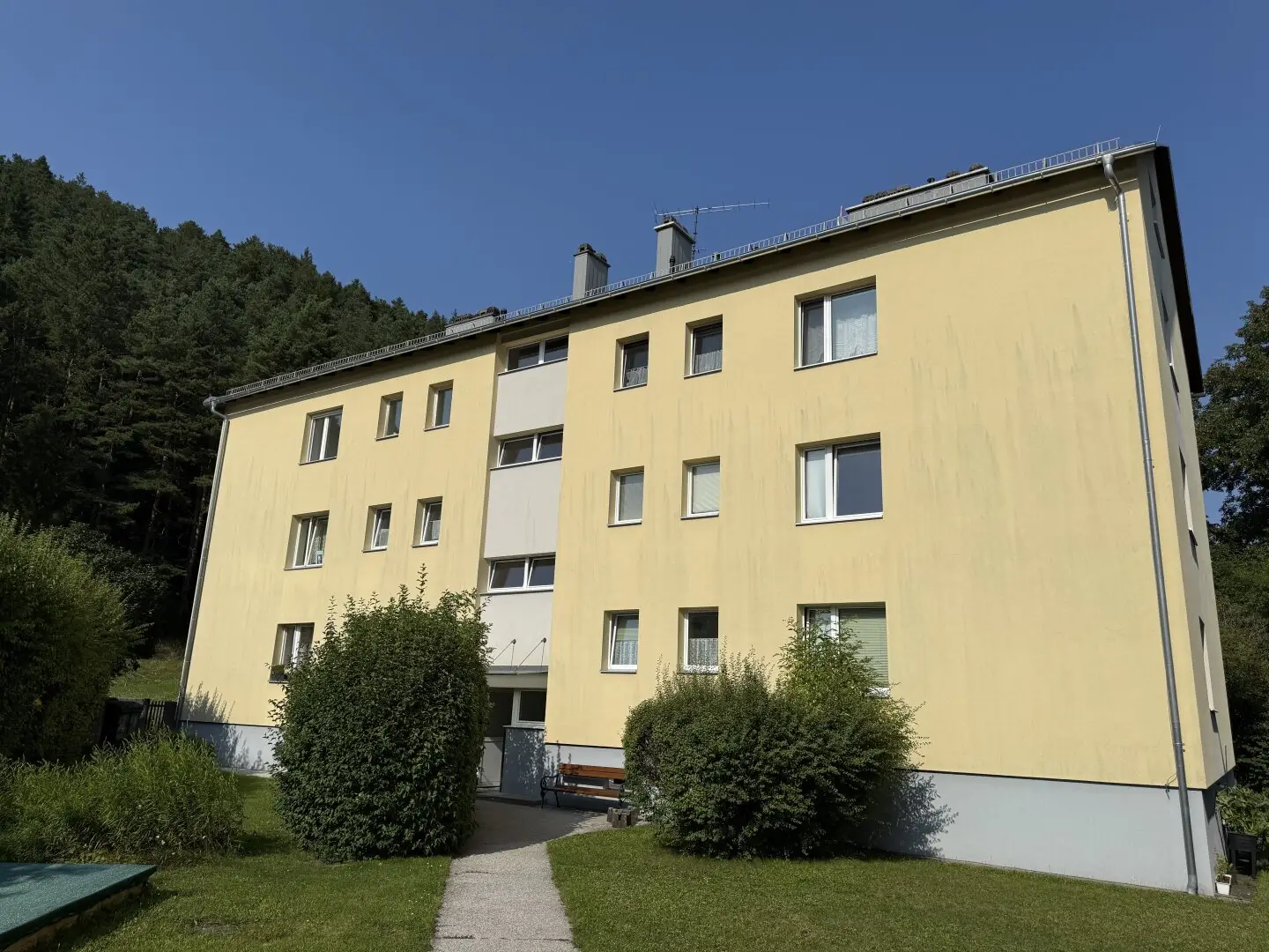Completely Renovated Attic Condominium in Pernitz in the Piestingtal