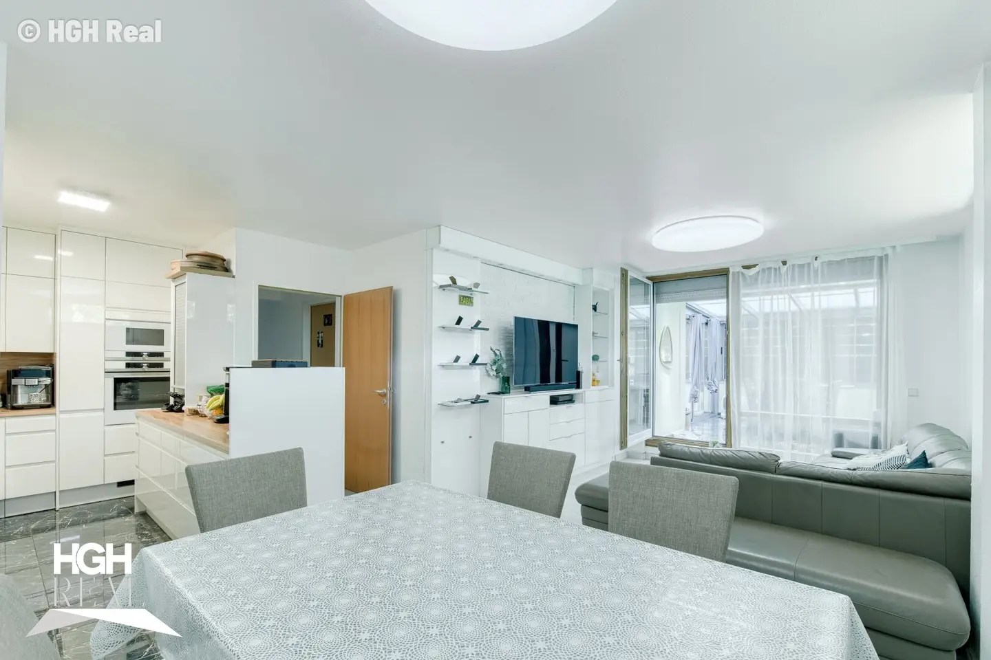 Garden apartment in Favoriten for sale