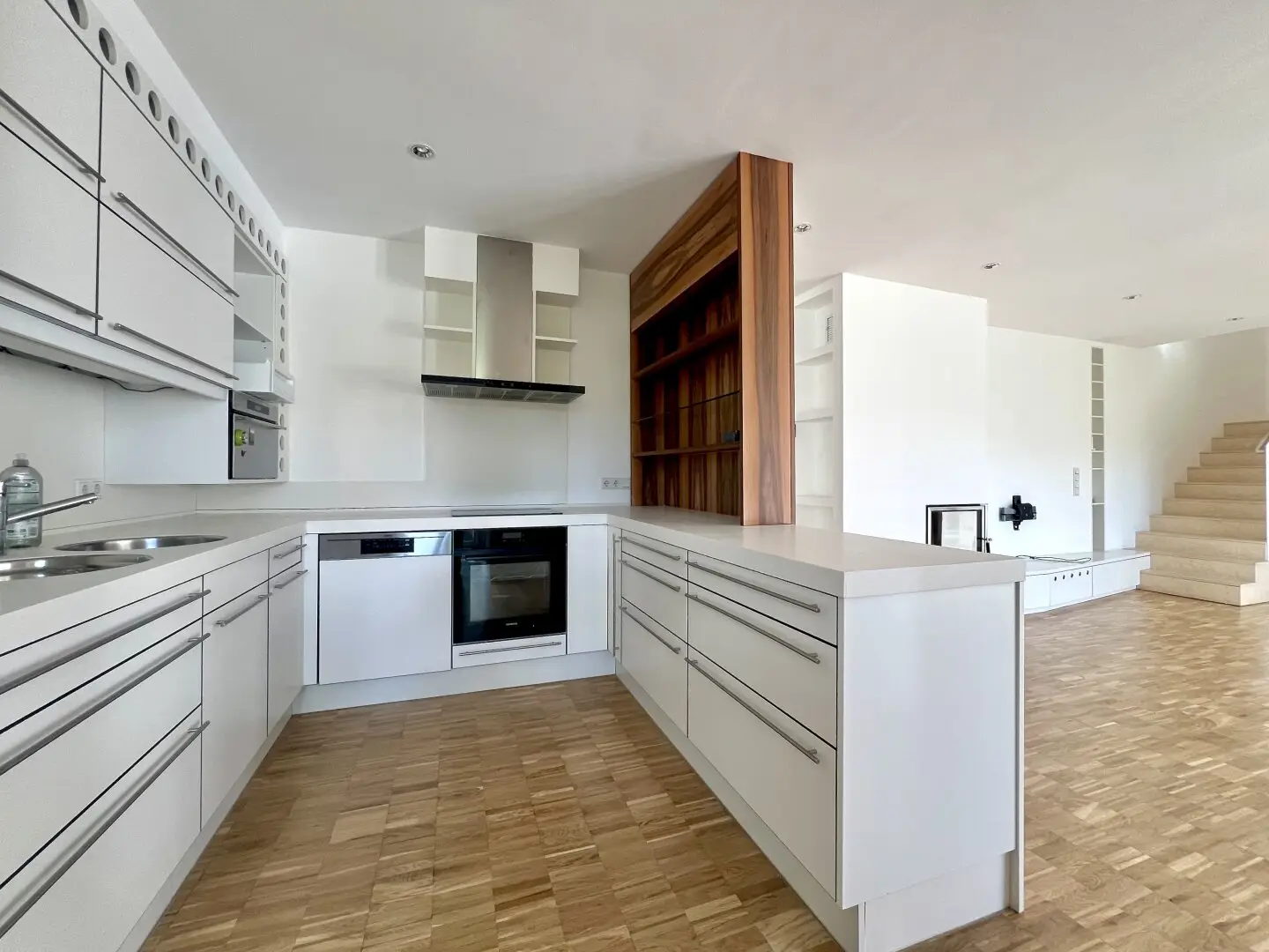 Exceptional Terrace Apartment with Feel-Good Guarantee!